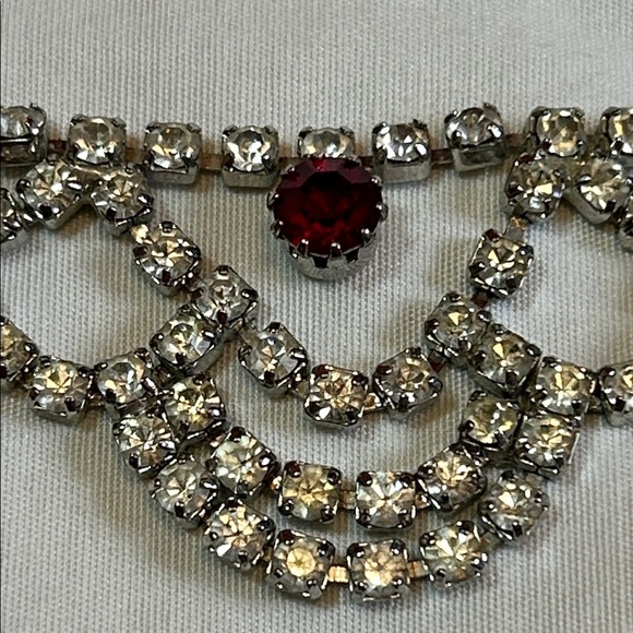 Vintage Clear and Ruby Red Crystal Rhinestone Old Hollywood Choker Bib Necklace - Picture 11 of 15